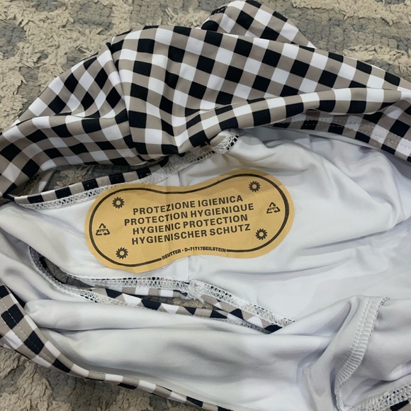 Cute Two Piece High Waisted Green Swim Suit Size M - Picture 12 of 12